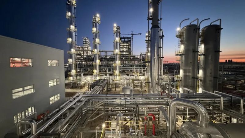 直击现场┃中威集团金风绿能化工项目防腐保温工程稳步推进